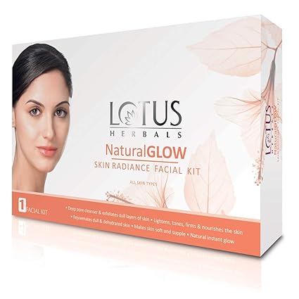 LOTUS HERBAL NATURAL GLOW KIT 4 IN 1