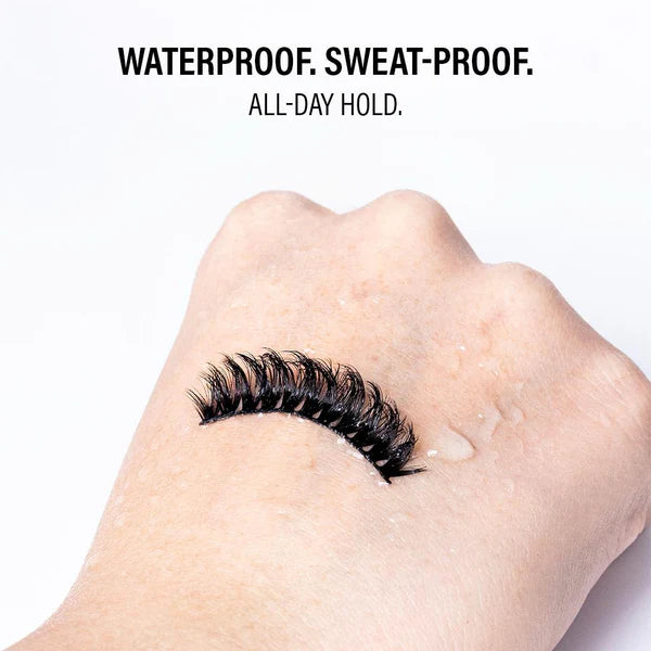 EUROPE GIRL EYELASH GLUE